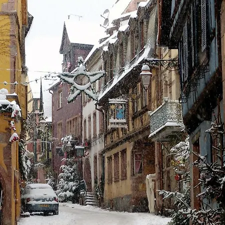 بيت للعطل Le Mandle